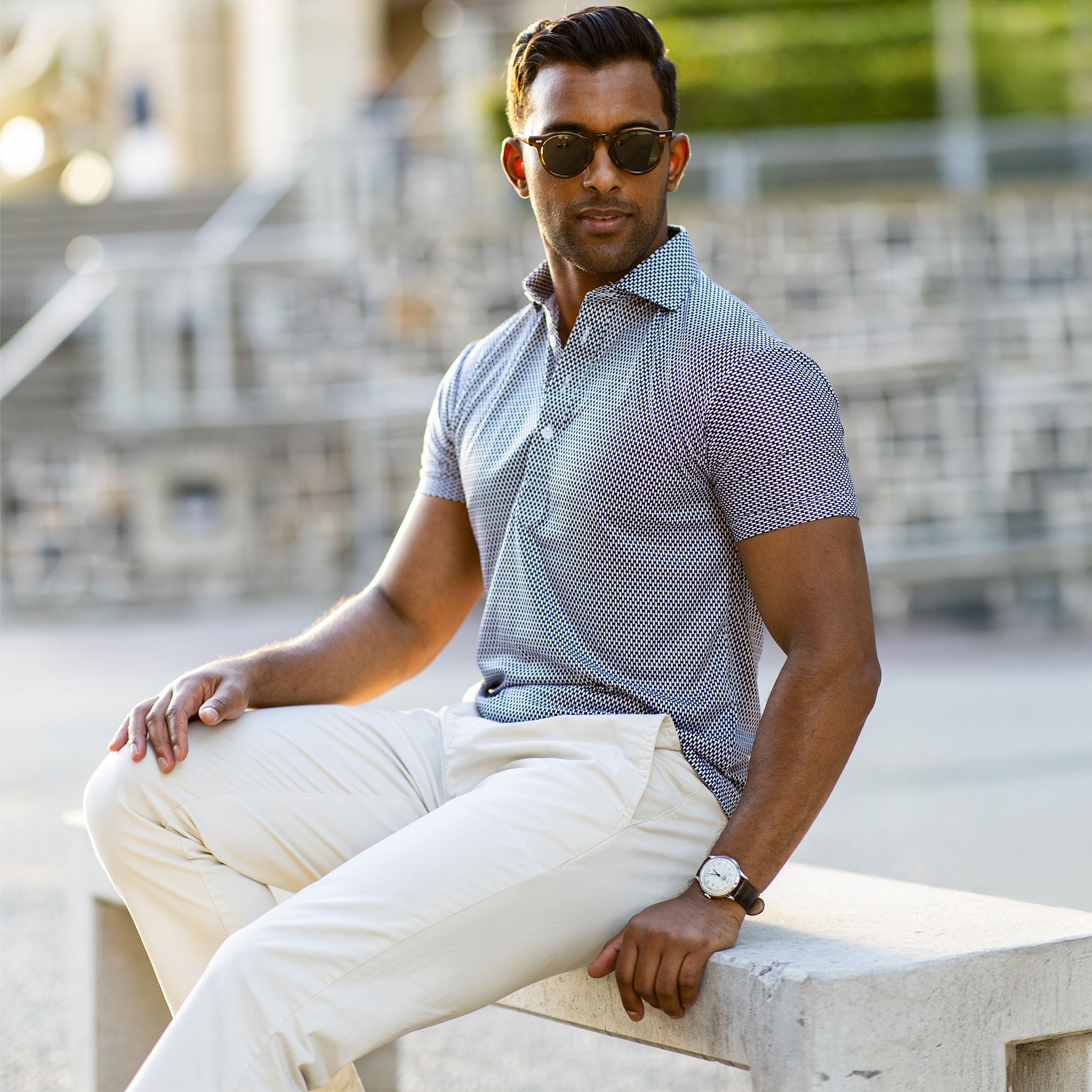 Semi-Spread Collar Polo Vantage Black Relaxed